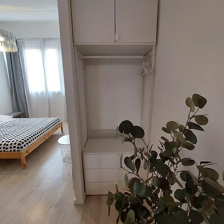 Gallery Lux Loft 75 M2, 2 Baths, 2 Mins To Sea * Poreč